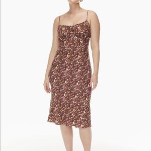Aritzia Wilfred Bellow Midi Dress